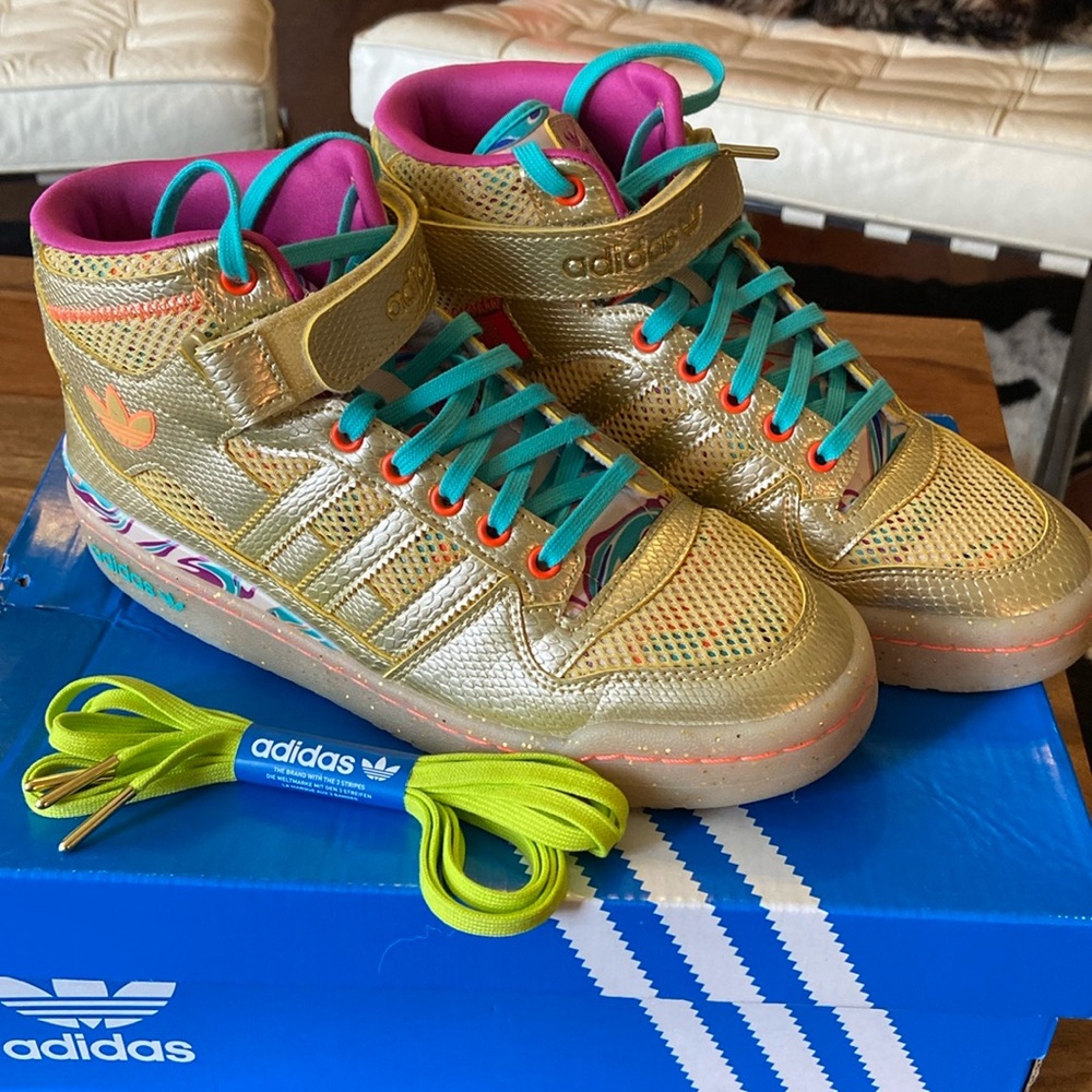 Adidas Forum Mid Gold Metallic Carnival Mens size 6.5 New without tags